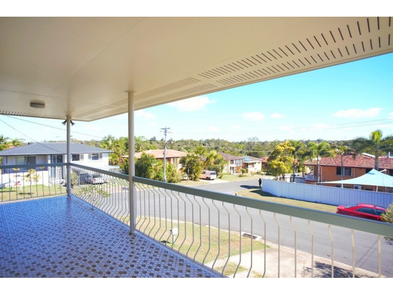 28 Fernshaw Street, Macgregor QLD 4109