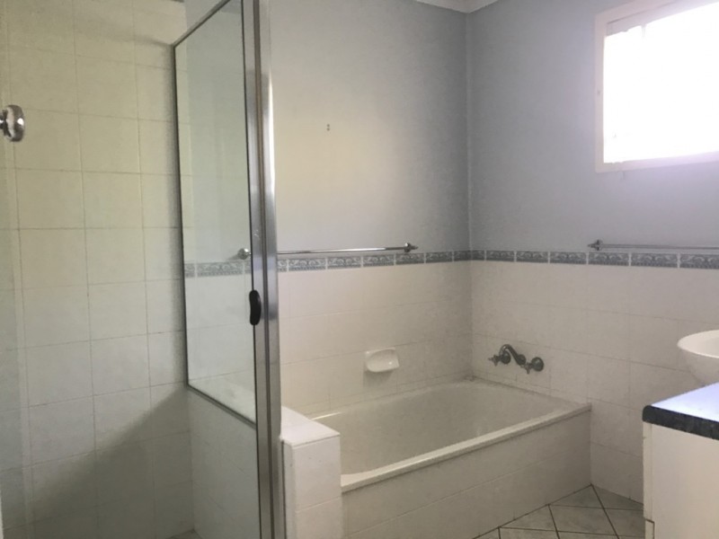 28 Fernshaw Street, Macgregor QLD 4109