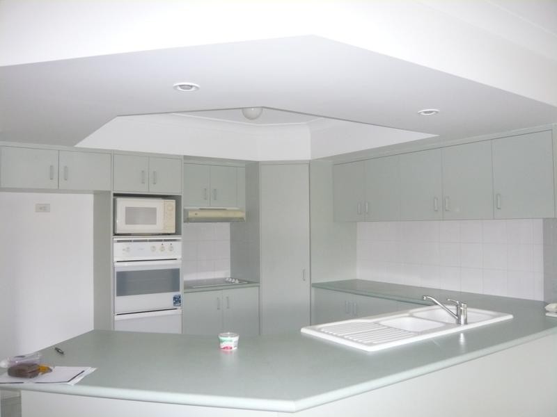 11/88 Cotlew Street East, Southport QLD 4215