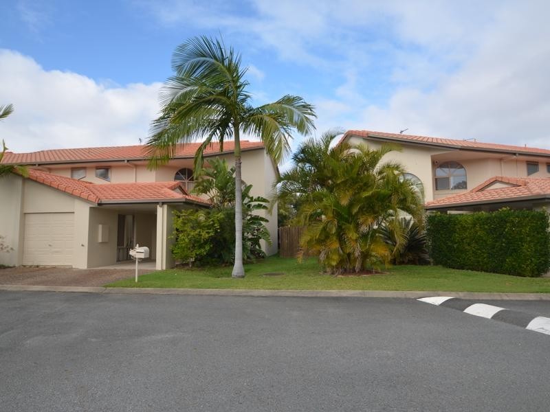 11/88 Cotlew Street East, Southport QLD 4215