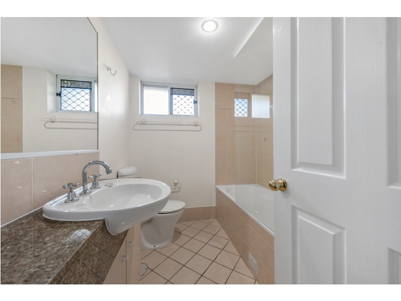 12/236 River Terrace, Kangaroo Point QLD 4169