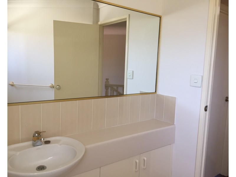 Hope Island QLD 4212