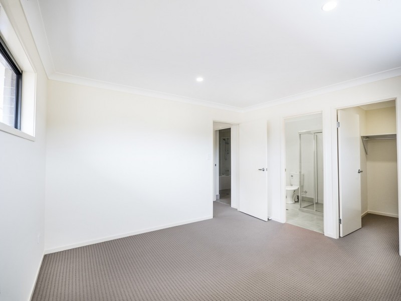 8/165 Ann St, Kallangur QLD 4503