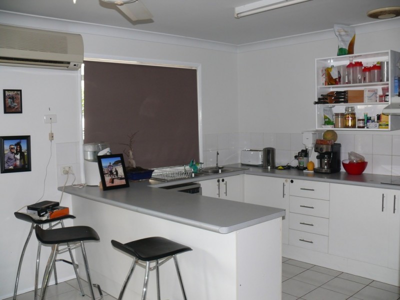 18 Pascali court, Varsity Lakes QLD 4227