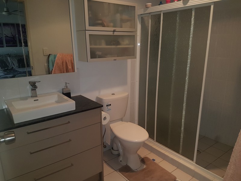 18 Pascali court, Varsity Lakes QLD 4227