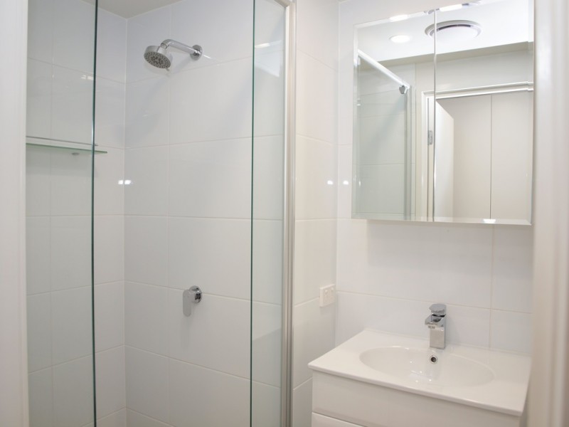 22 Lather Street, Southport QLD 4215