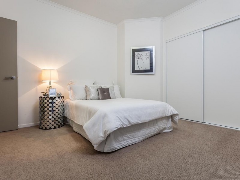 30 Riverview Terrace, Indooroopilly QLD 4068