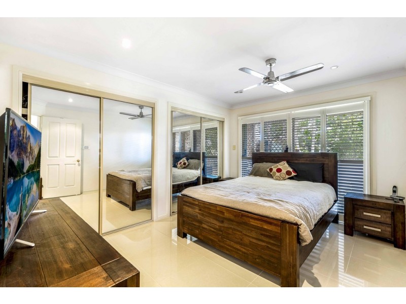 10 / 4 Koala Town Road, Upper Coomera QLD 4209