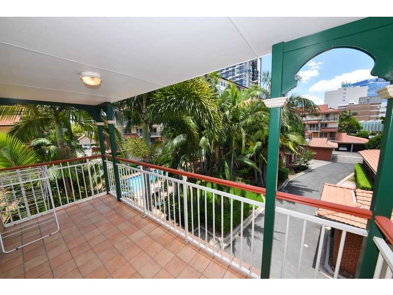 36/63 Sherwood Road, Toowong QLD 4066