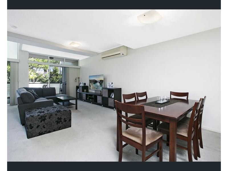 21 Love Street, Bulimba QLD 4171