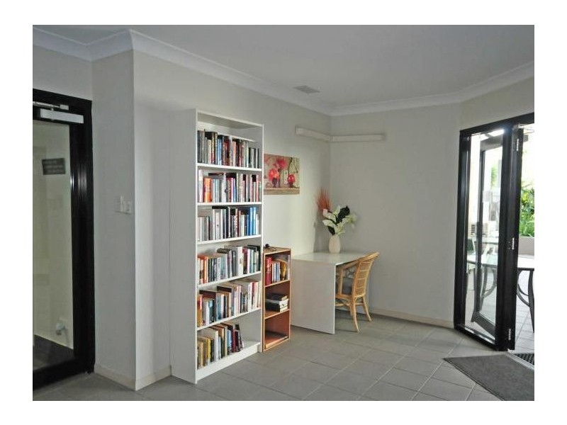 201 /20 SANDERS STREET, Upper Mount Gravatt QLD 4122