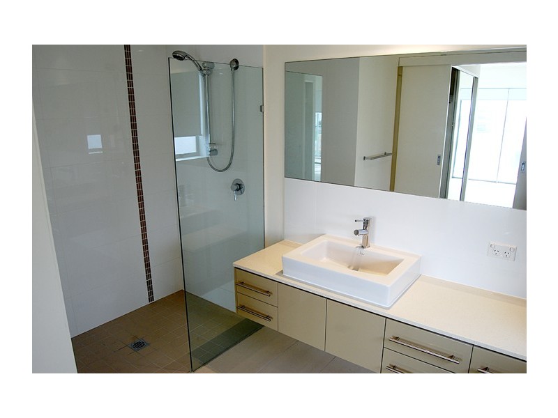 207/1930 Gold Coast Highway, Miami QLD 4220