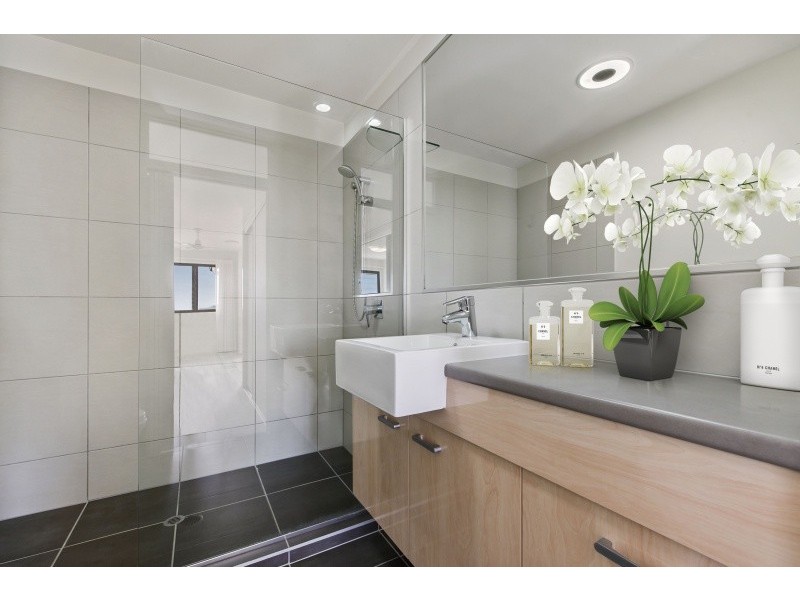 65/57 Grand Parade, Kawana Island QLD 4575