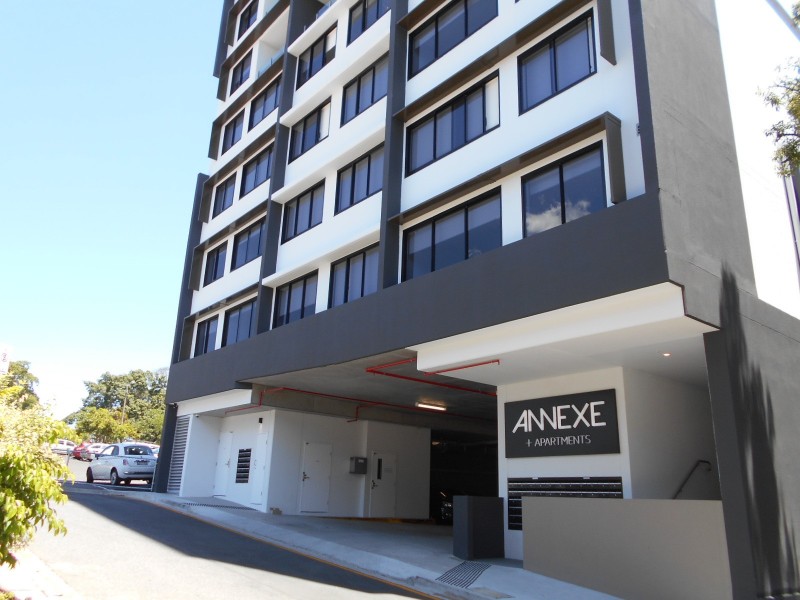 9 Walden Lane, Herston QLD 4006