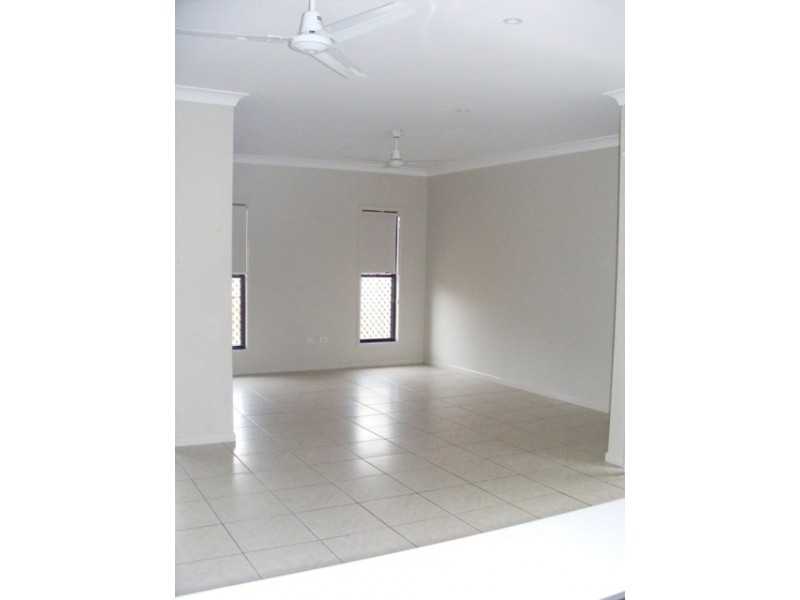 79 Tangerine Way, Kirwan QLD 4817