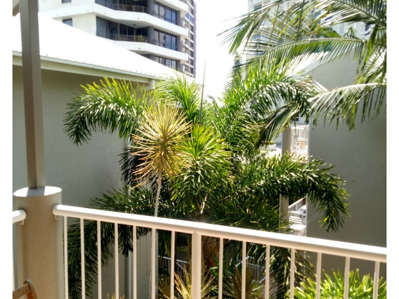 27/3650 La Joya, Main Beach Pde, Main Beach QLD 4217