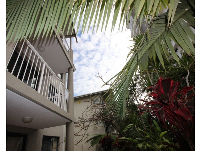 27/3650 La Joya, Main Beach Pde, Main Beach QLD 4217