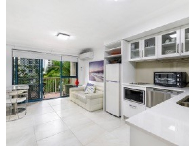 27/3650 La Joya, Main Beach Pde, Main Beach QLD 4217