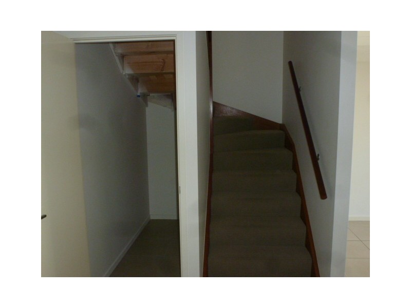 86 Carselgrove Ave, Fitzgibbon QLD 4018