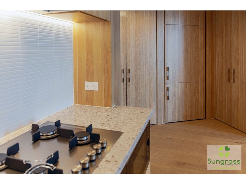 S08 289 Grey Street, South Brisbane QLD 4101