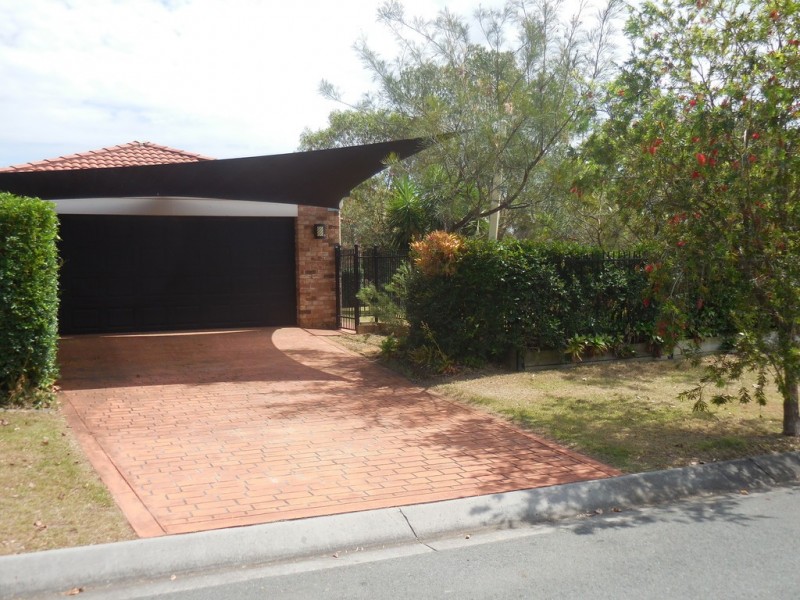 13-15 Hicklin Street, Springfield QLD 4300