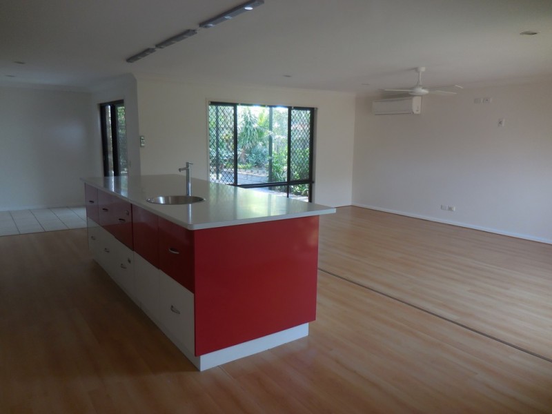13-15 Hicklin Street, Springfield QLD 4300