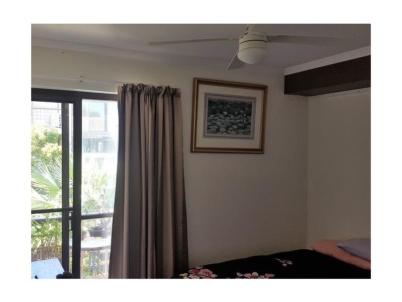 111 Markeri Street, Mermaid Waters QLD 4218