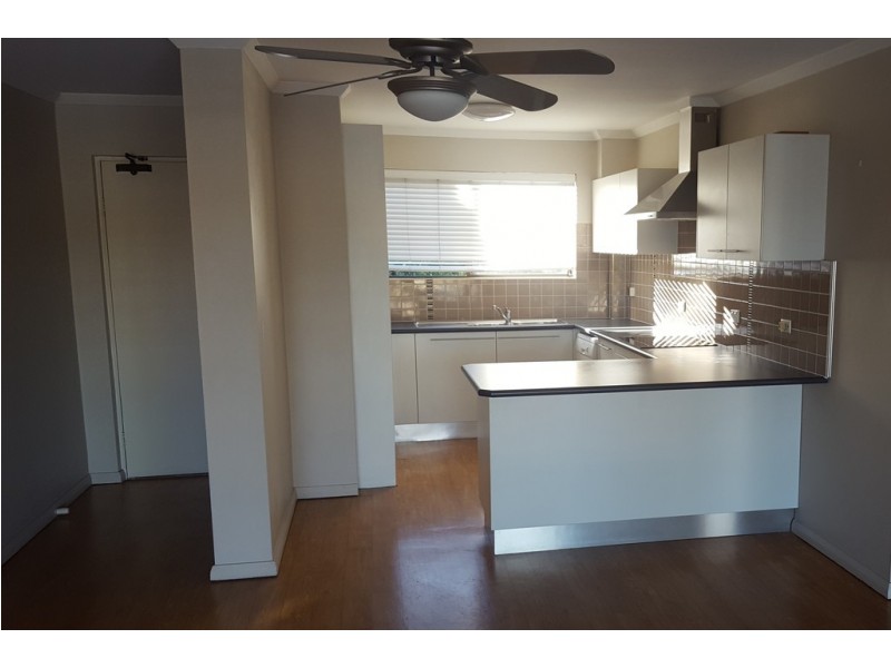 111 Markeri Street, Mermaid Waters QLD 4218