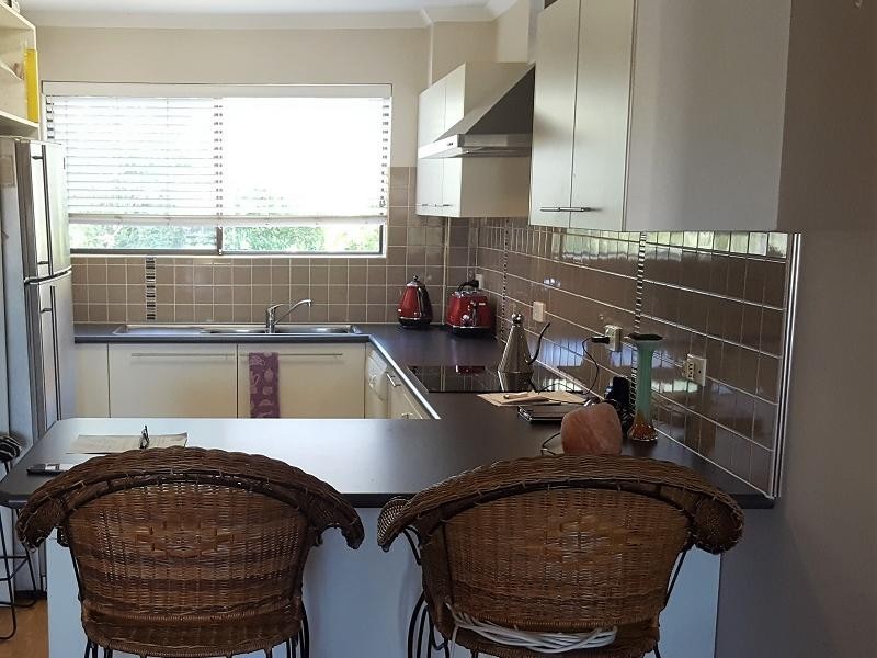 111 Markeri Street, Mermaid Waters QLD 4218