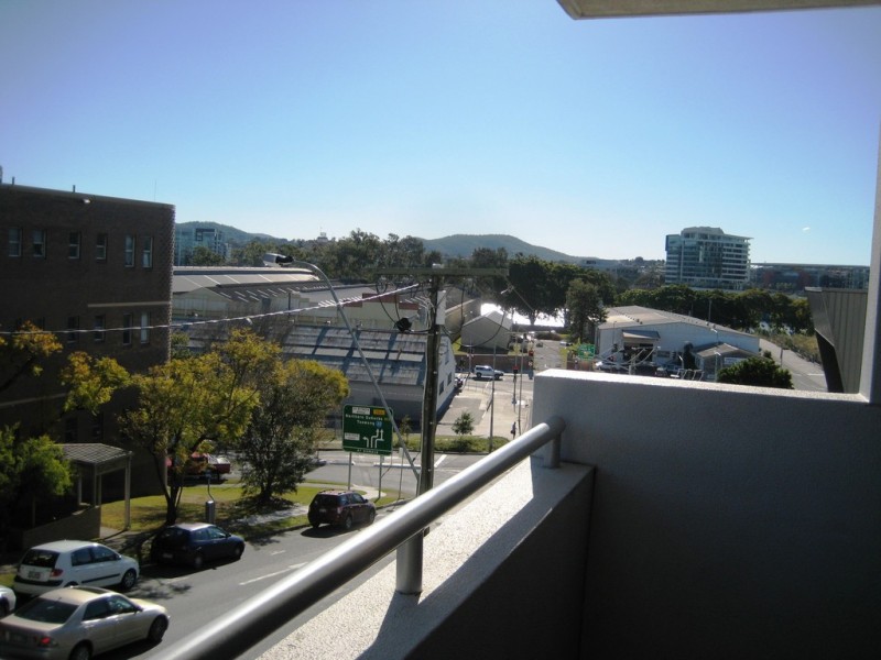 S09 8 Cordelia Street, South Brisbane QLD 4101