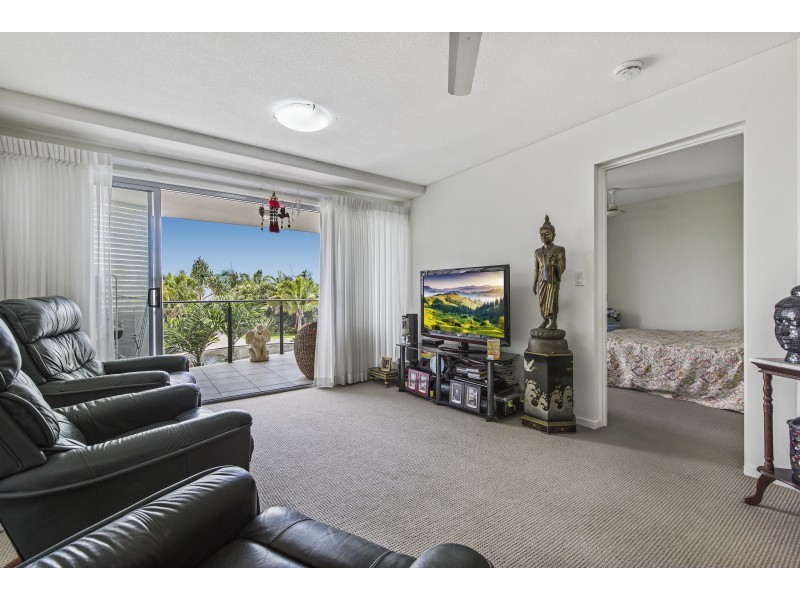 27/ 57 Grand Parade, Kawana Island QLD 4575