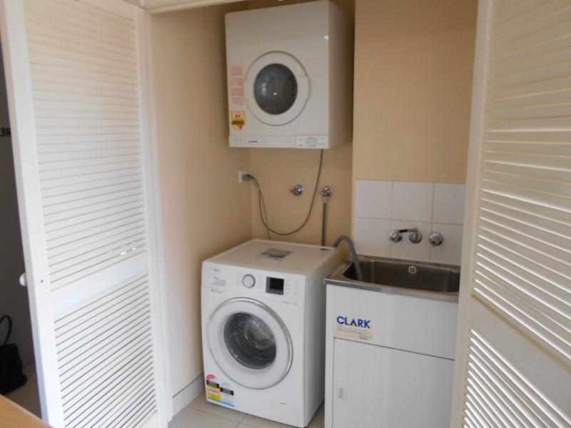 83 38 Lissner St, Toowong QLD 4066