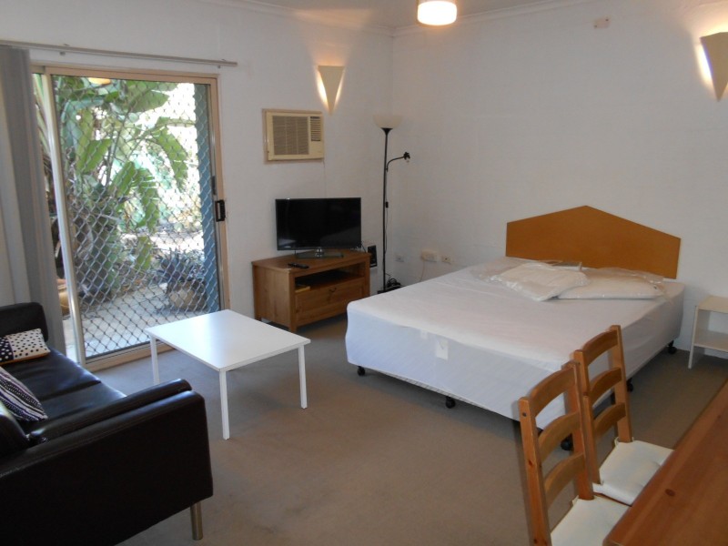 3 Whitmore St, Taringa QLD 4068