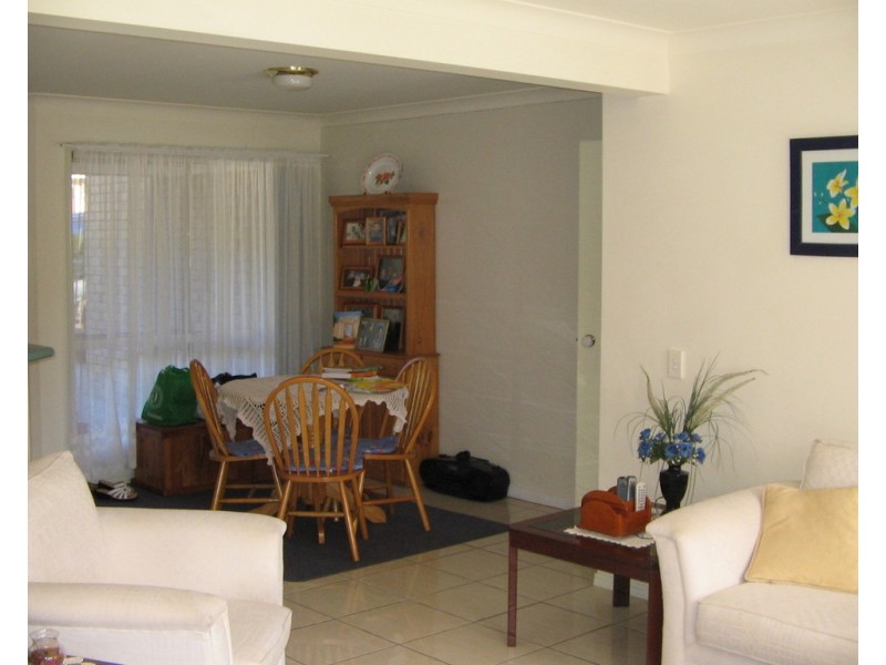 4/18 Discovery Drive, Helensvale QLD 4212