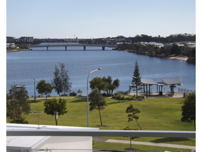 48/46 Regatta Blvd, Birtinya QLD 4575
