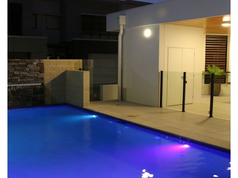 8/42 Stadium Drive, Robina QLD 4226