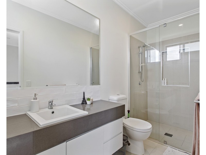 8/42 Stadium Drive, Robina QLD 4226