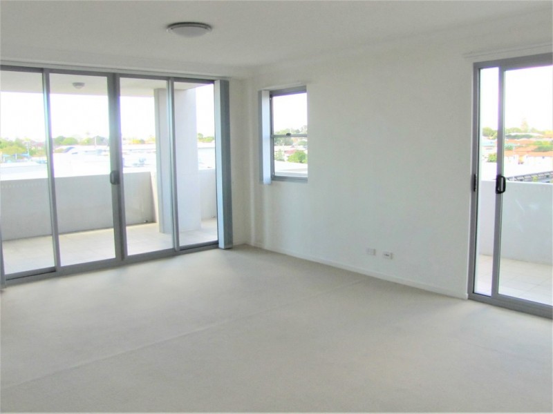 533/23 Playfield Street, Chermside QLD 4032