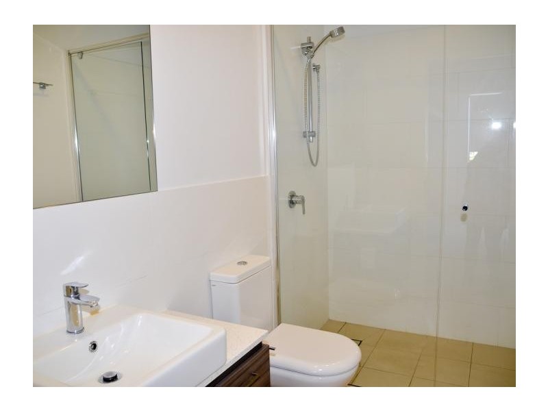 29-49 Varsity Parade, Varsity Lakes QLD 4227