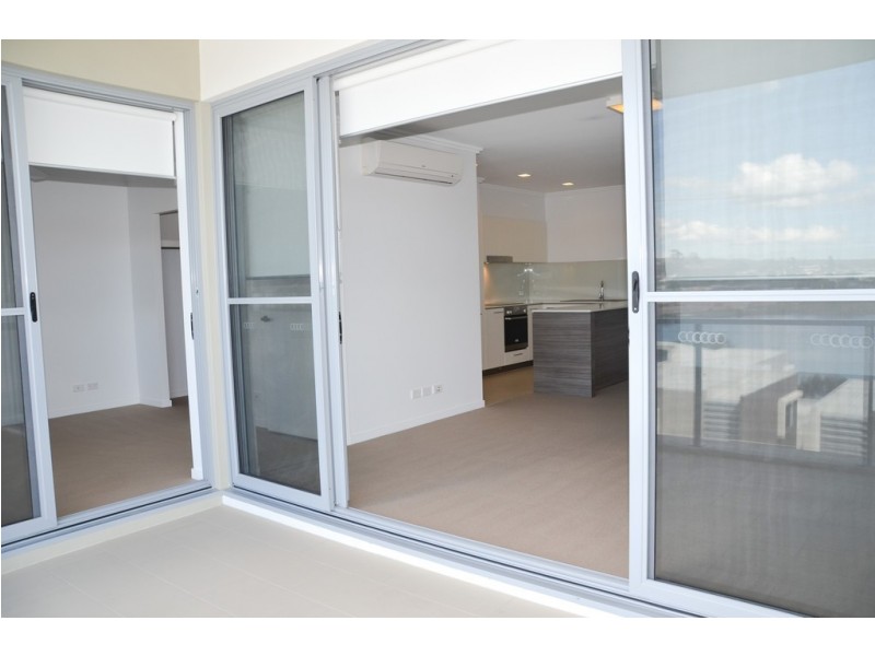 29-49 Varsity Parade, Varsity Lakes QLD 4227