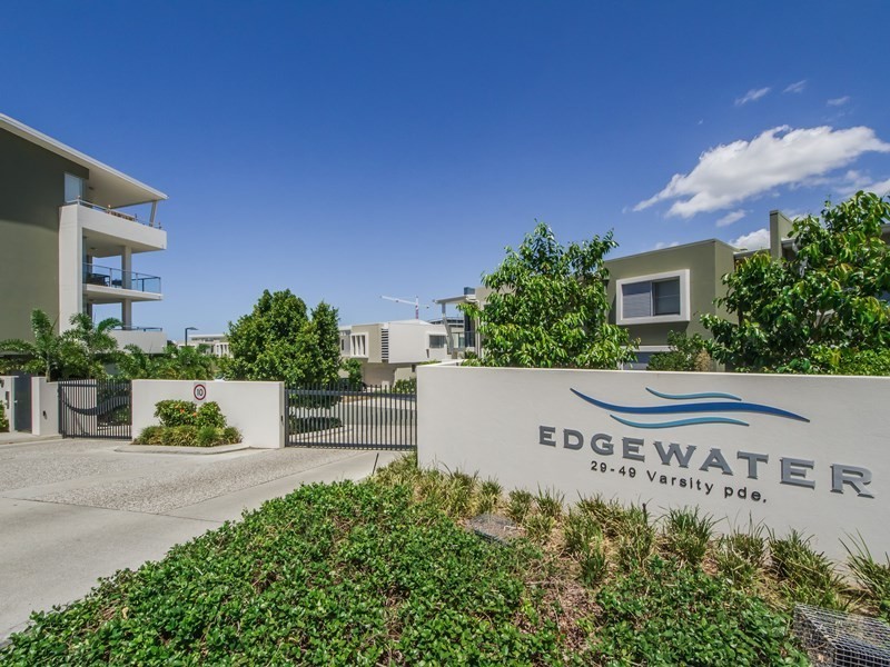 29-49 Varsity Parade, Varsity Lakes QLD 4227