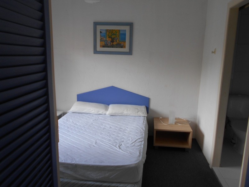 3 Whitmore St, Taringa QLD 4068