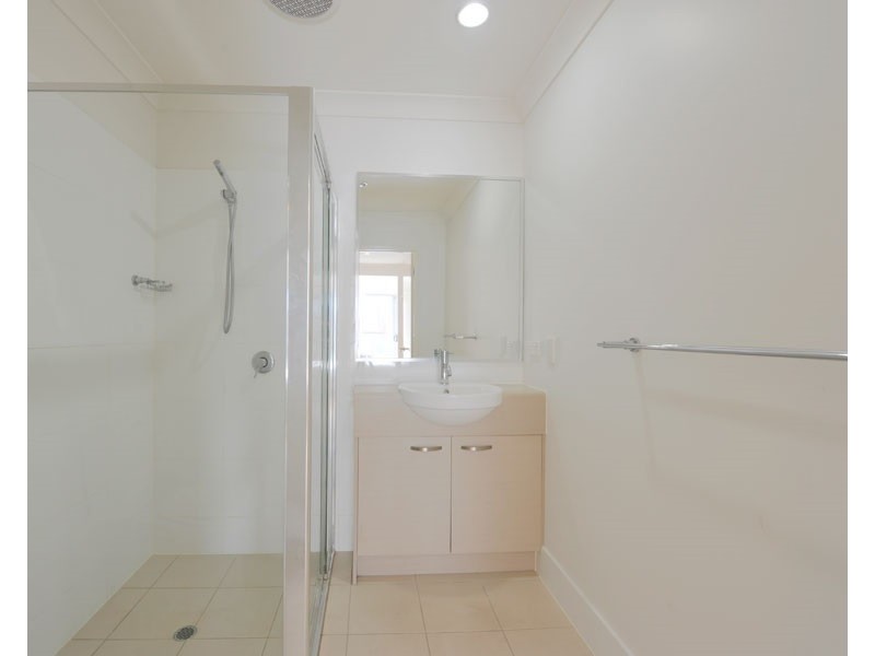 20 Fraser, Morningside QLD 4170