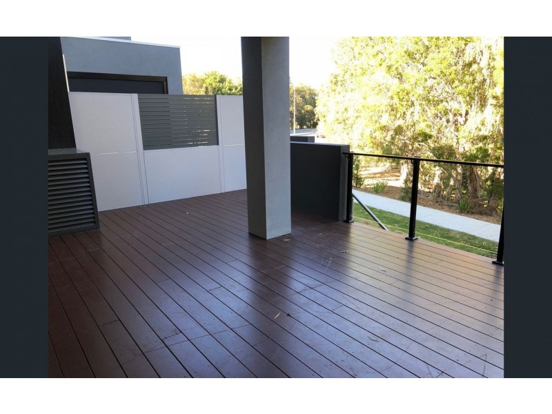 7 Poppy Lane, Robina QLD 4226