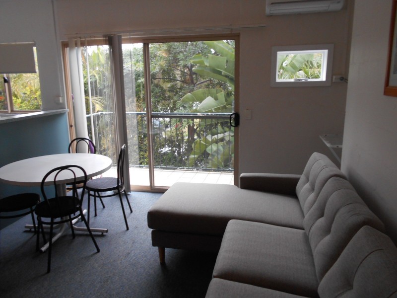 21 3 Whitmore St, Taringa QLD 4068