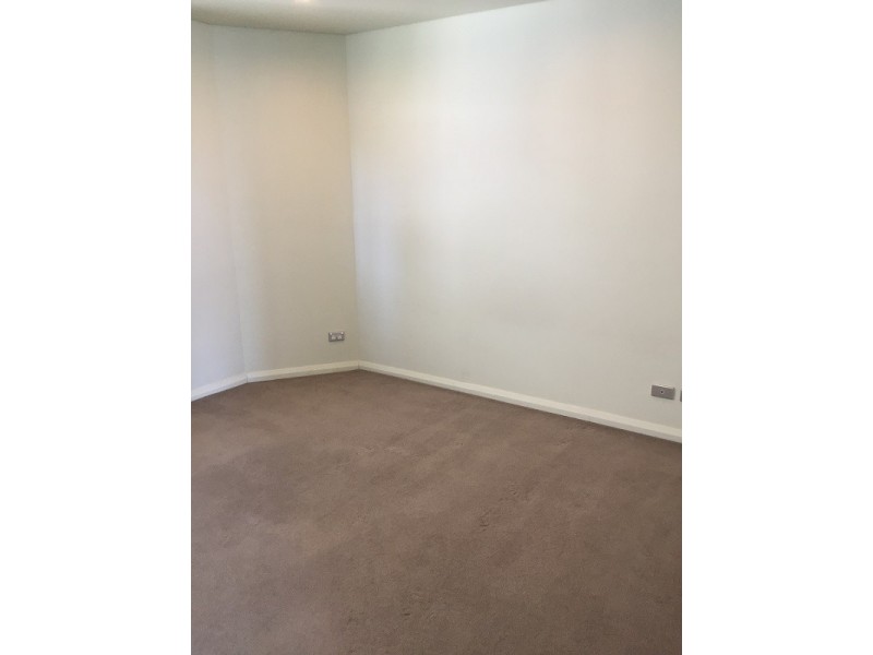 509A/1 Como Crescent, Southport QLD 4215