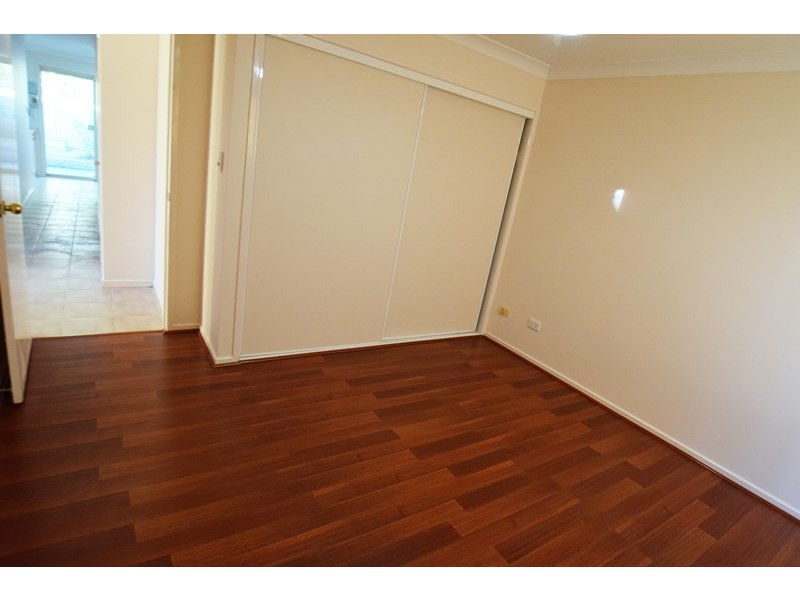 16 MAPLE AVENUE, Camira QLD 4300