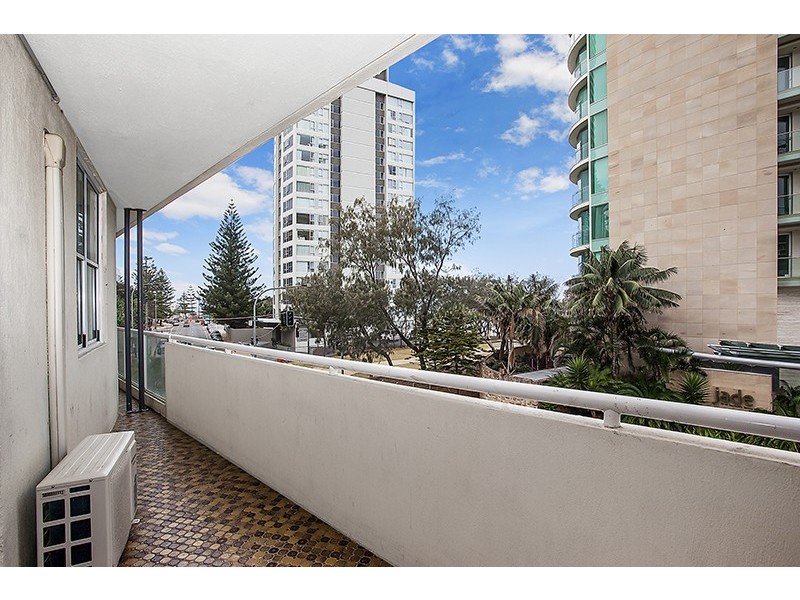 4 clifford street, Surfers Paradise QLD 4217