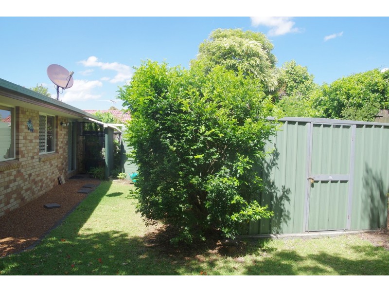 1 Hilltop Place, Banyo QLD 4014
