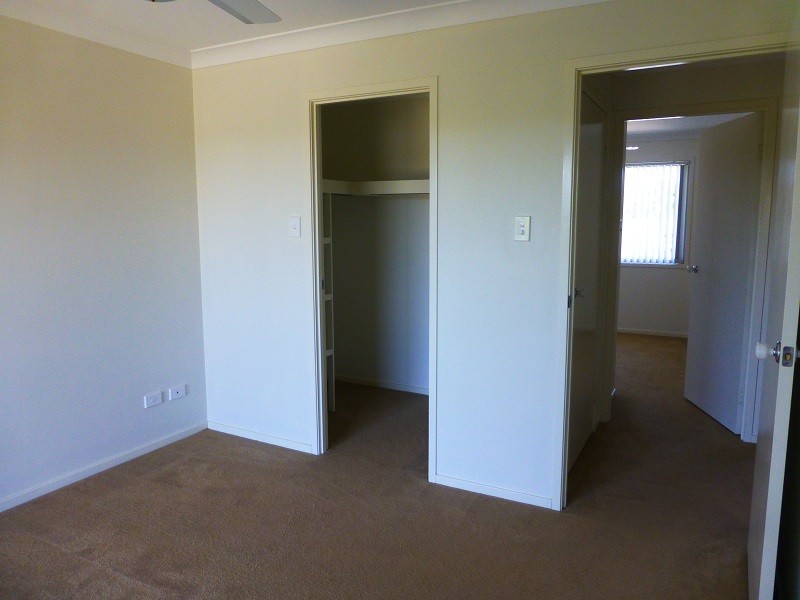 1/30 Carmarthen Circuit, Pacific Pines QLD 4211